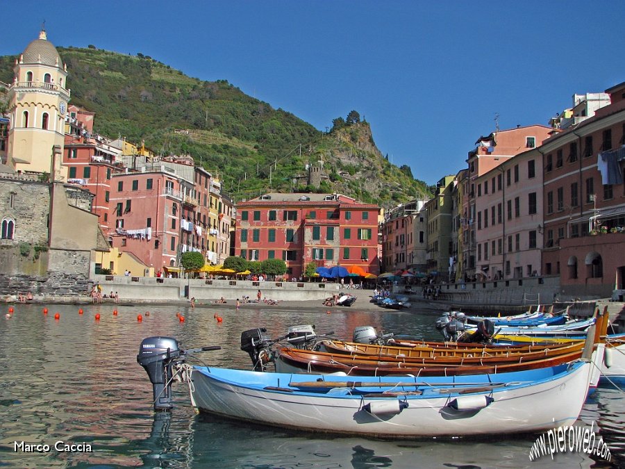 20_Vernazza dal molo.JPG